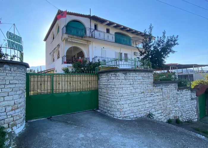 Irvin ゲストハウス ベラト